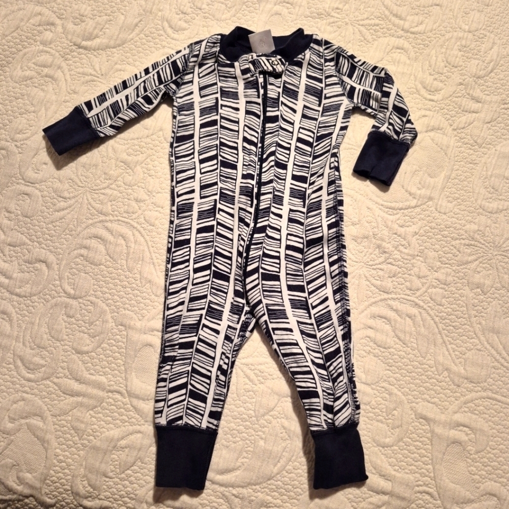 Hanna Andersson boys size 60 or 6-9 months 1 piece pajama blue & white GUC